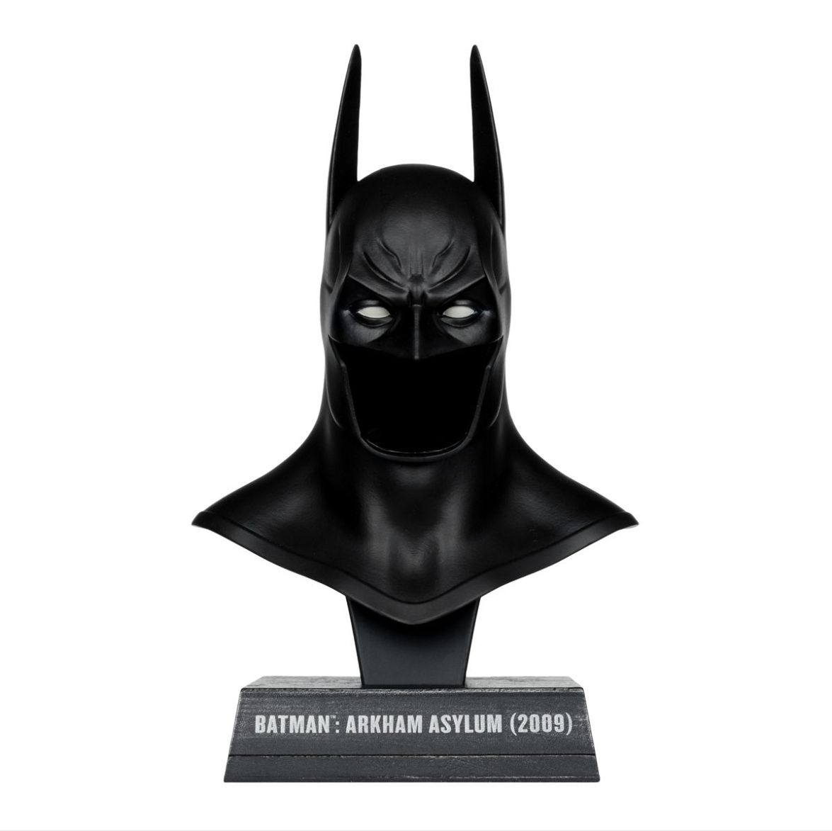 dc direct prop replica wave 3 batman arkham asylum 1:3 scale cowl dc direct prop replica wave 3 batman arkham asylum 1:3 scale cowl