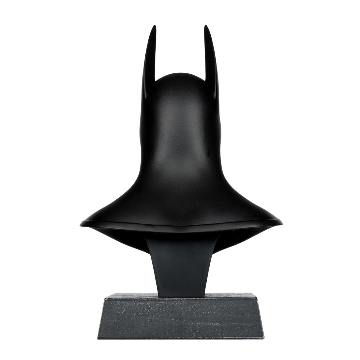 dc direct prop replica wave 3 batman arkham asylum 1:3 scale cowl dc direct prop replica wave 3 batman arkham asylum 1:3 scale cowl